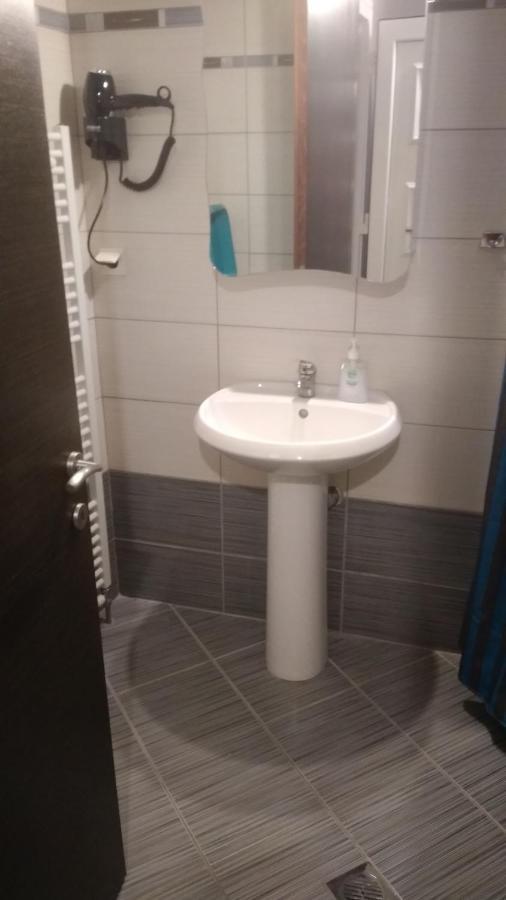 Iris Deluxe Suites 2 كافالا المظهر الخارجي الصورة